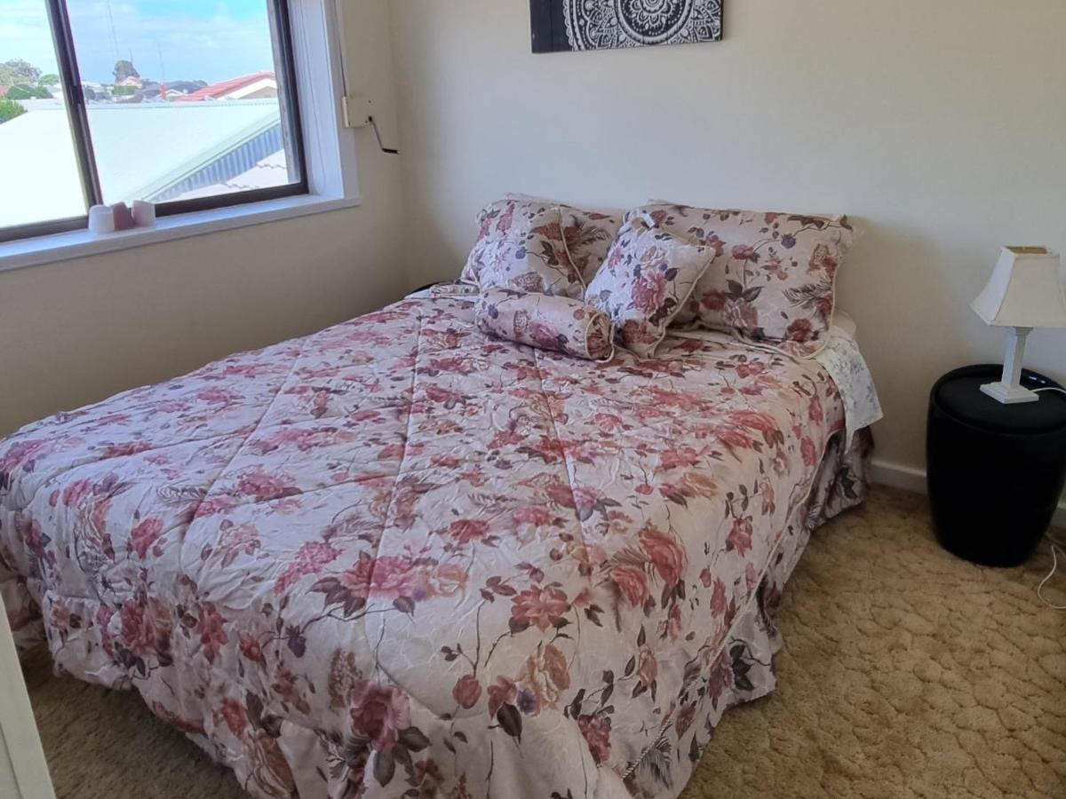 Spacious Holiday Home - Waikerie المظهر الخارجي الصورة